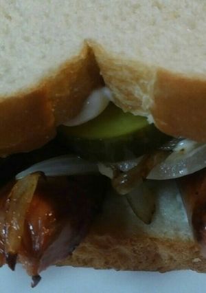 A picture of Hotdog and Onion Sandwich.