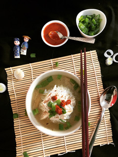 A picture of Dak Gomtang (Korean Chicken Rice Soup).