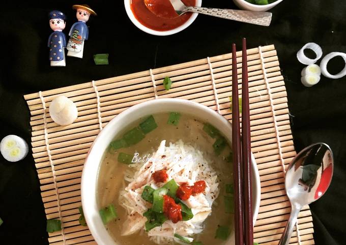Steps to Prepare Ultimate Dak Gomtang (Korean Chicken Rice Soup)