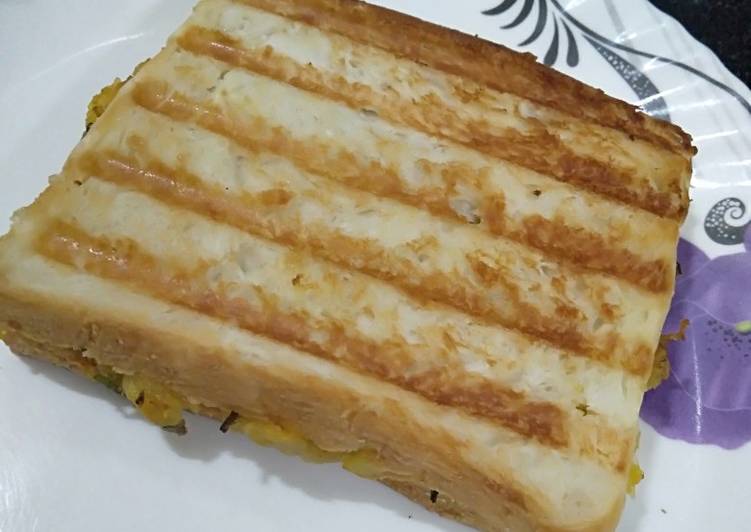 Recipe of Grilled potato sandwich in 23 Minutes at Home