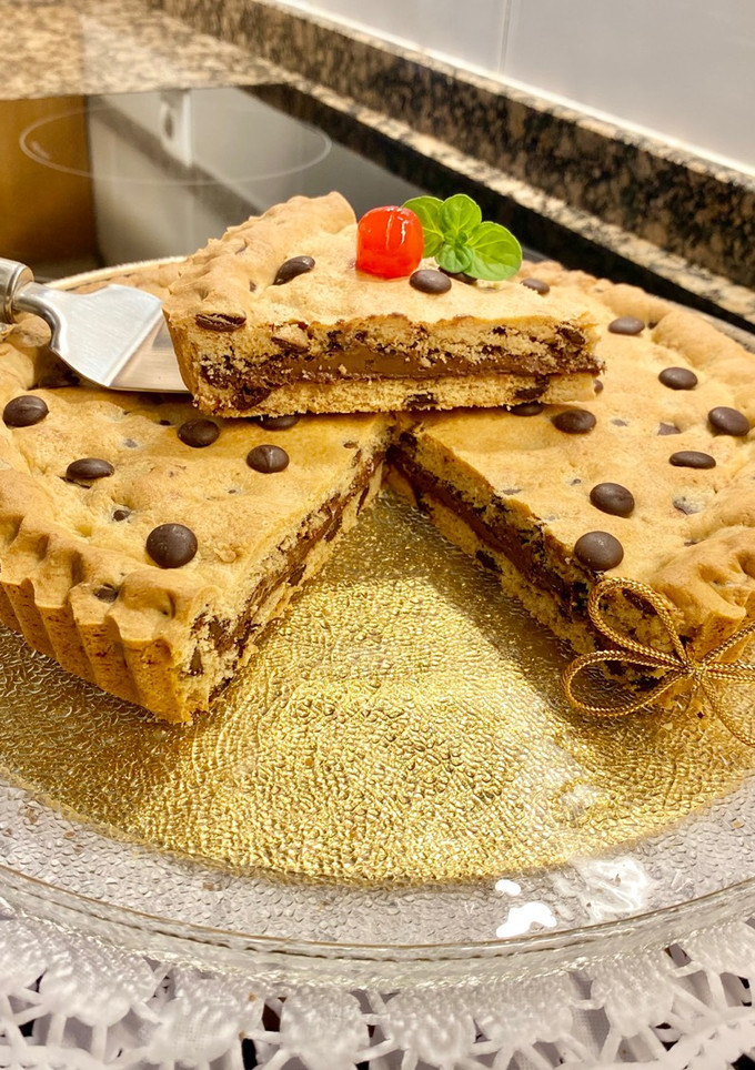 Una foto de Pastel “Cookies” relleno con Nutella. (“Cookies cake” filled with Nutella)