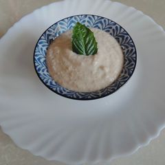 A picture of #Tahini Sauce with Basil.