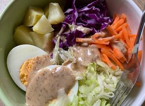 Foto resep Salad sayur kewpie wijen sangrai