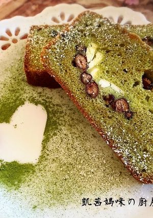 A picture of Matcha Red Bean Cream Cheese Pound Cake.