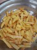 Patatine fritte nella friggitrice ad aria