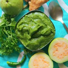 A picture of Amrood ki Chutney (Guava Chutney).