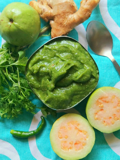 A picture of Amrood ki Chutney (Guava Chutney).
