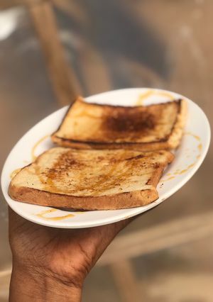 A picture of French toast bread.