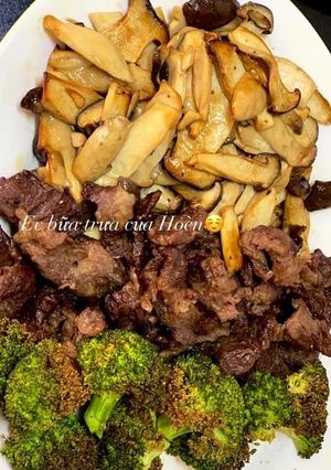 Hình của món Nấm Đùi Gà và Thịt Bò nướng.