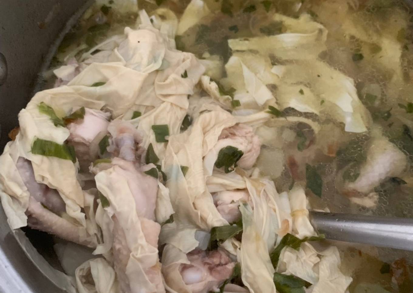 Sop kembang tahu ayam