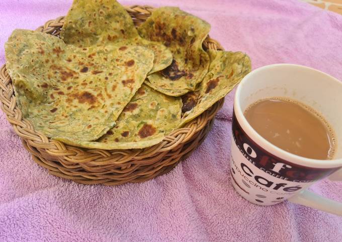 Green paratha Recipe by Priyangi Pujara (Favourite Feast - the veggie's ...