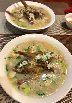 Hình của món Cháo Bồ Câu nấm.