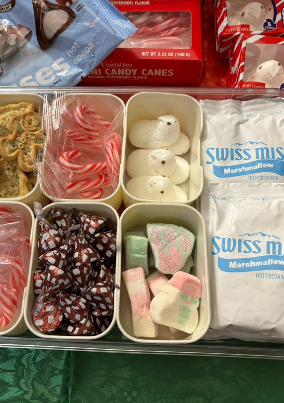 A picture of Hot cocoa bar.