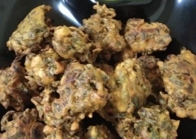 Recipe of Speedy Spring onion pakoda