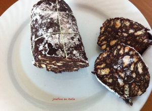 Una foto de Salchichón de chocolate / salame di cioccolato