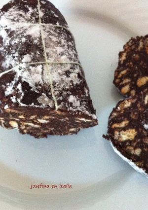 Una foto de Salchichón de chocolate / salame di cioccolato