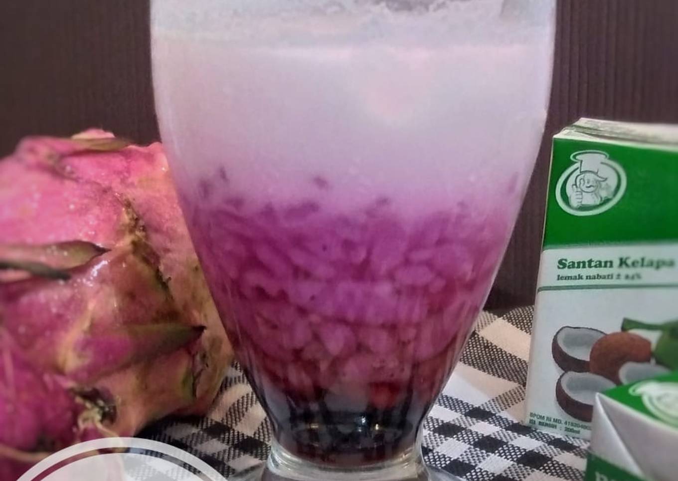 Es Cendolaga (Cendol Buah Naga)