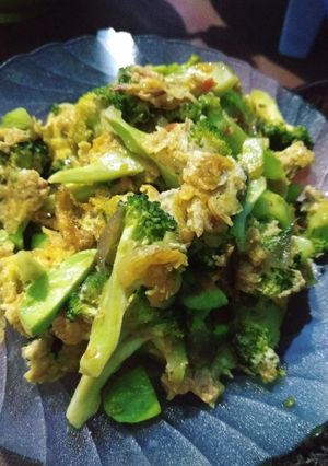 Foto resep Brokoli cah telur