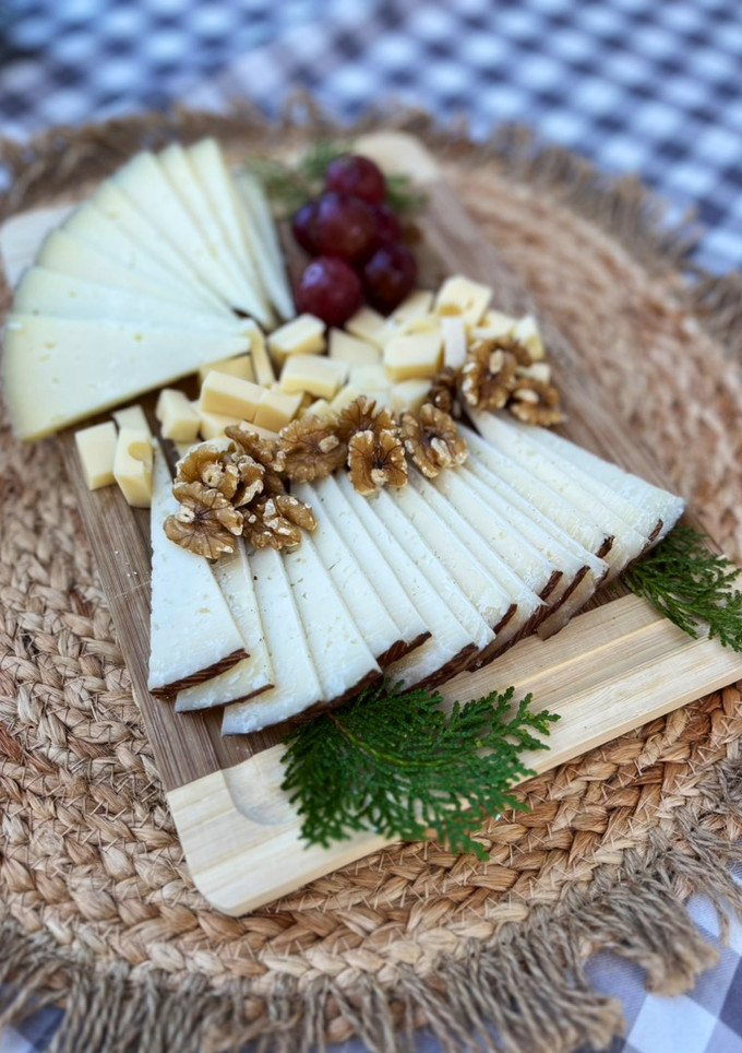 Una foto de Tabla de queso: tapas o entrante para celebraciones