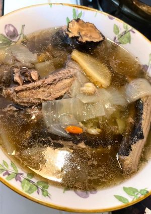 鱔魚藥膳湯 的食譜成品照片