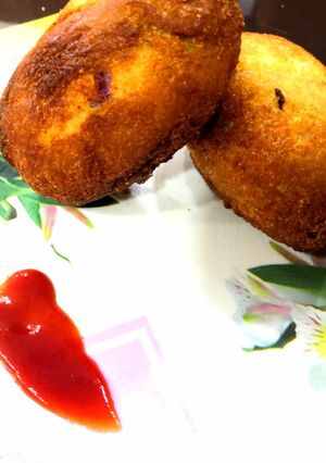 A picture of Bread roll.