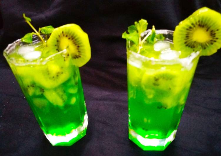 Recipe of Super Quick Homemade Green land Mocktail