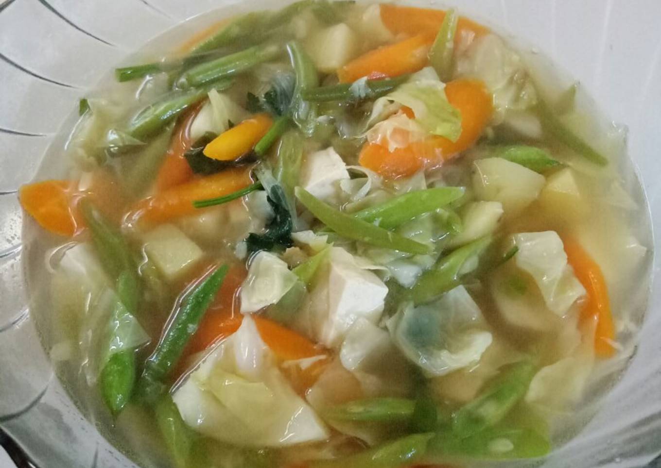 5. Sup sayur dengan tahu