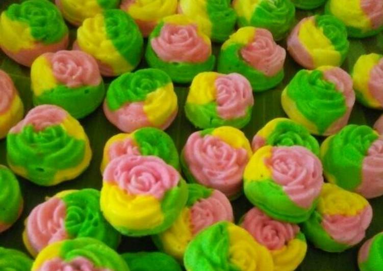 Langkah Mudah untuk Membuat Bolu mawar yang Sempurna