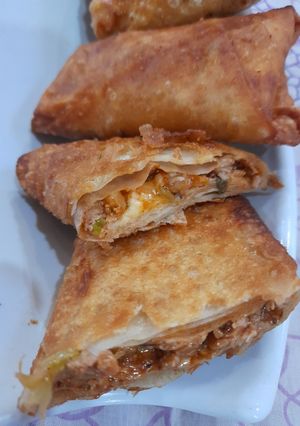 A picture of Pizza pockets.