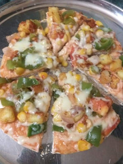वेज डिलाइट चीज़ पिज़्ज़ा(veg delight cheese pizzza recepie in hindi) रेसिपी मुख्य फोटो