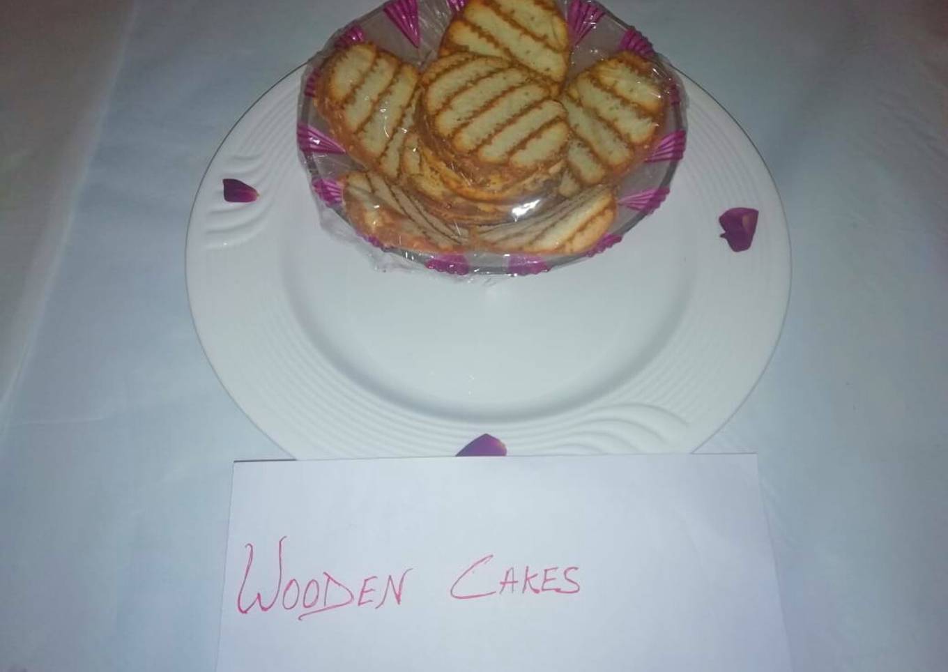 Wooden cakes