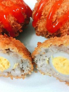 Hình của món Thịt bọc trứng chiên xù.