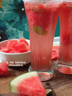 A picture of Refreshing watermelon mojito.