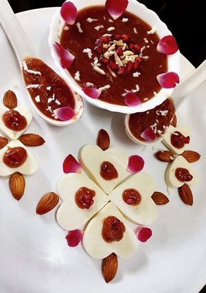 A picture of Anar mava paneer halwa.
