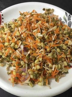 பச்சை பயறு சேலட் செய்முறை முக்கிய புகைப்படம்