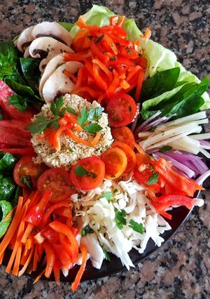 Una foto de Ensalada muy fresca, con bulgur. #paraprincipiantes