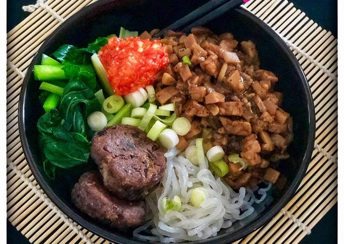 Resep Mie Ayam Vegetarian Oleh Sulis Tyowati Cookpad