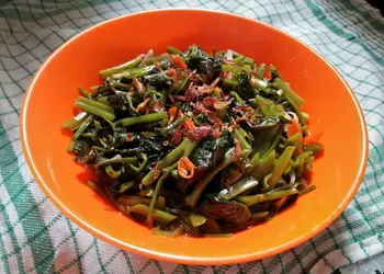 Caranya Memasak Tumis kangkung terasi Sedap Nikmat