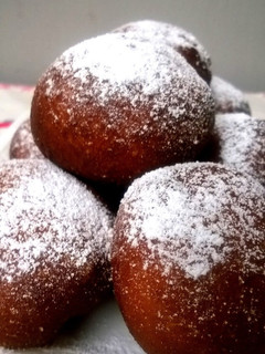 A picture of Jam Doughnuts.