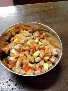 நிலக்கடலை சாலட் (Nilakadalai salad recipe in tamil) செய்முறை முக்கிய புகைப்படம்