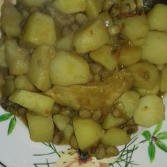 A picture of Beans n Irish potato porridge.