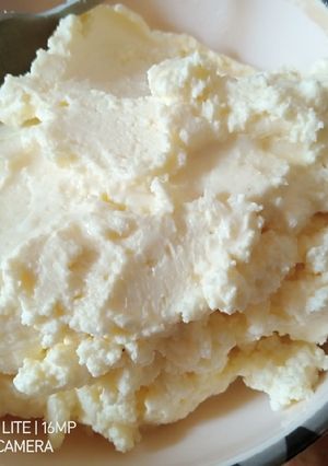 A picture of Fresh Butter.