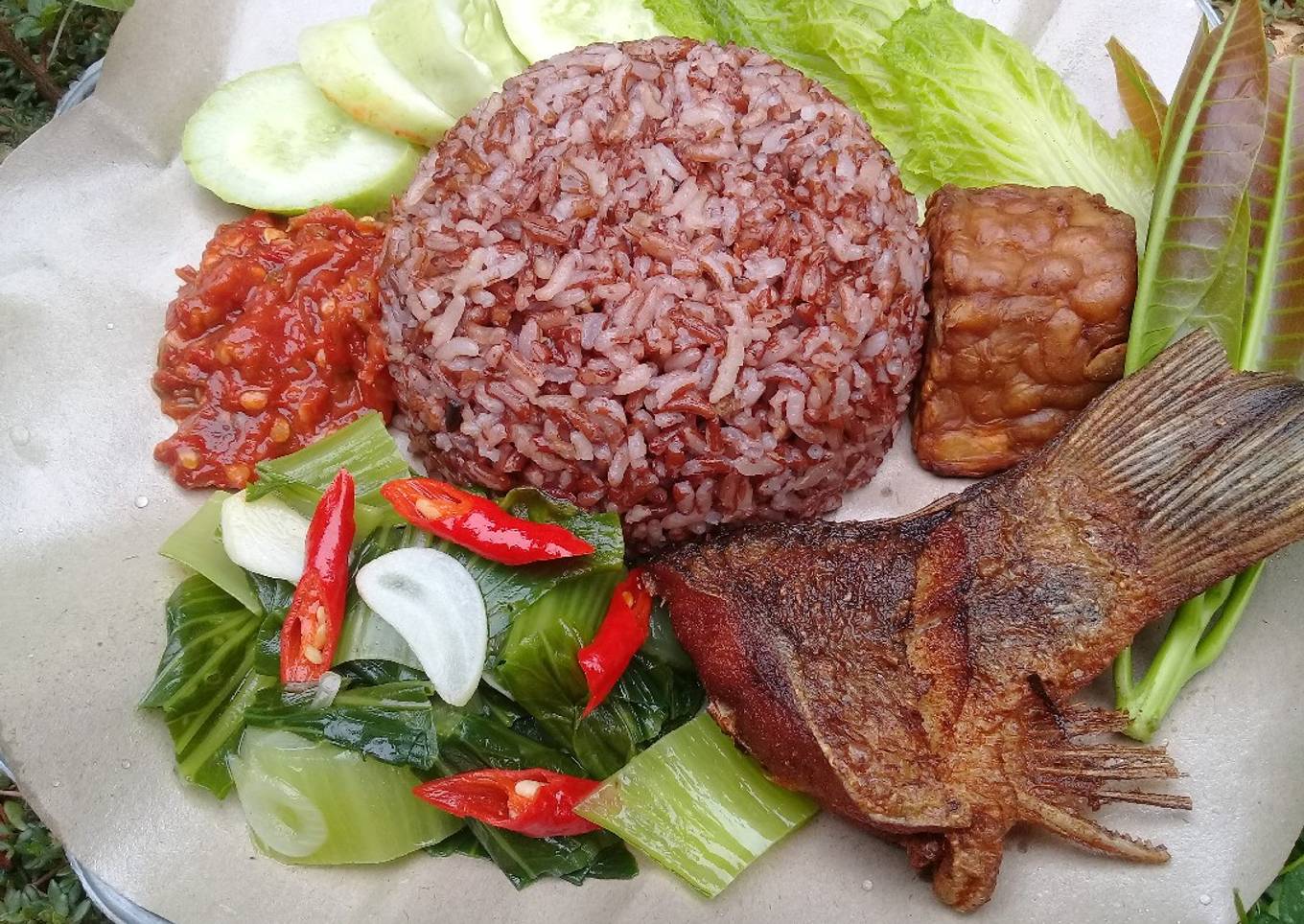 72. Nasi merah