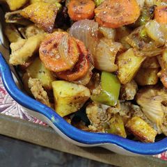 A picture of Baked Chicken & veggies.
