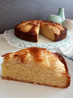 Feiner Apfelkuchen mit Zitronennote Rezepthauptbild