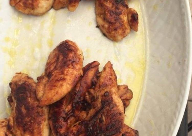 Manière simple à Préparer Tous les soirs de la semaine Aiguillettes de poulet marinées à la plancha