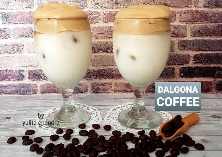 Dalgona coffee