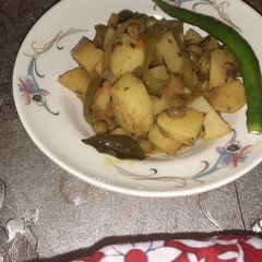 A picture of SIMPLE and QUICK ALOO MATAR MASALA.