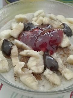 Una foto de Porridge de avena (con y sin microondas)
