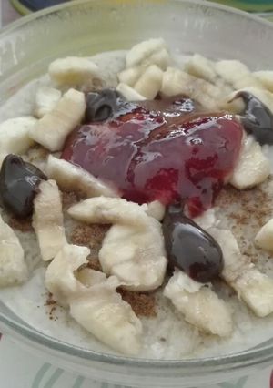 Una foto de Porridge de avena (con y sin microondas)